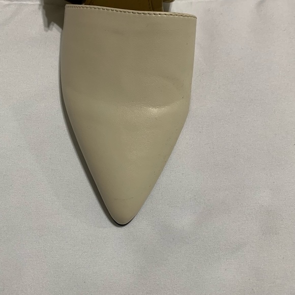 NWOT DKNY slides - Picture 3 of 5